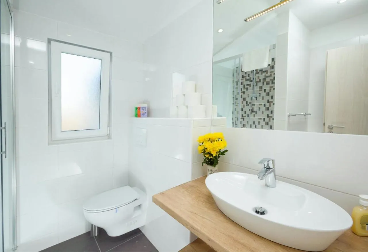 Apartments & Room Libar Сплит 0*,